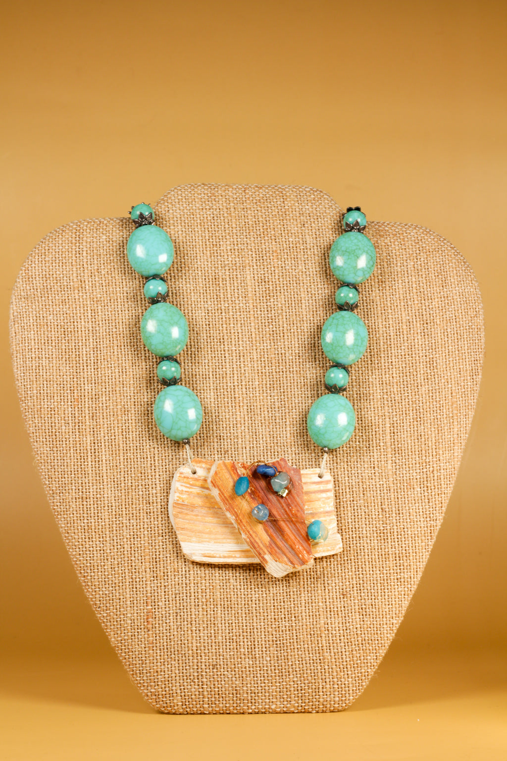 Hand Crafted Turquoise Beaded Shell Necklace