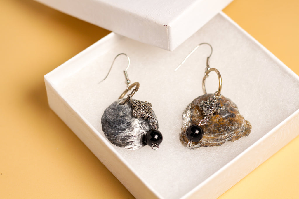 Handmade Natural Jingle Shell Earrings (Pair)